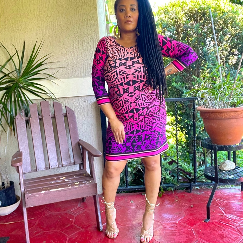 Haani Body Con Dress (Medium/Large)